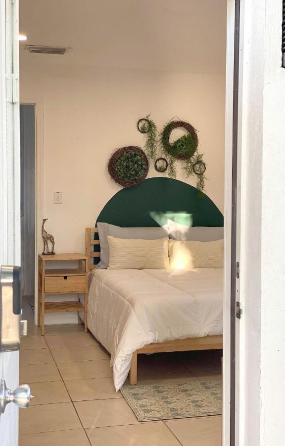 Private Suite W/ Full Backyard, Bbq, 5Min From Mia Miami Exterior photo